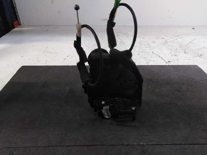 Recambio de cerradura puerta trasera izquierda para lexus ct 200h referencia OEM IAM 30111234E 4 PIN 5P 30111234E