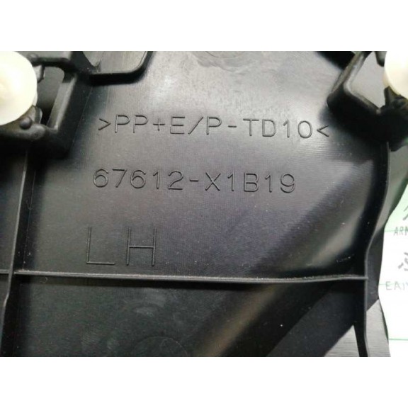 Recambio de guarnecido puerta delantera izquierda para lexus ct 200h referencia OEM IAM 67612X1B19  