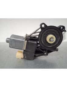 Recambio de motor elevalunas delantero derecho para ford fiesta (cb1) ghia referencia OEM IAM 8A6114553A C7Y2AFC7246 2 PINS