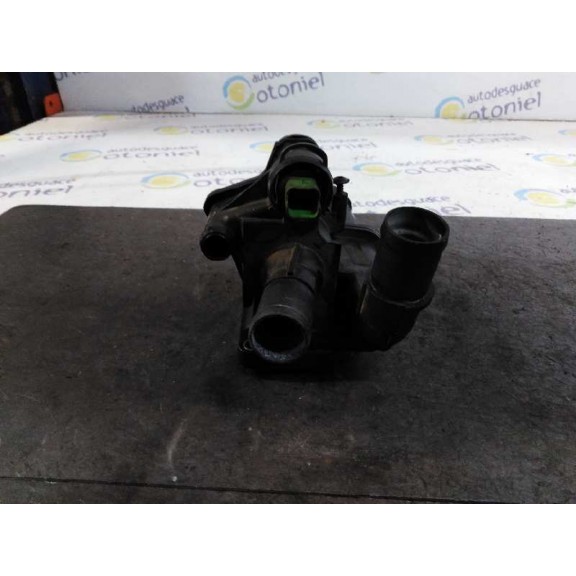 Recambio de termostato para peugeot 308 sport referencia OEM IAM 9670253780  