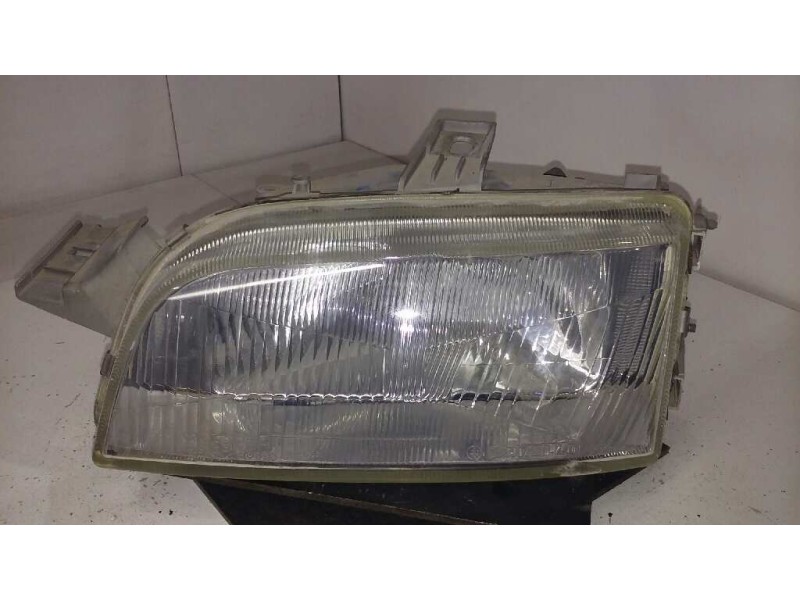 Recambio de faro izquierdo para fiat punto berl. (176) 75 s referencia OEM IAM 36470748  