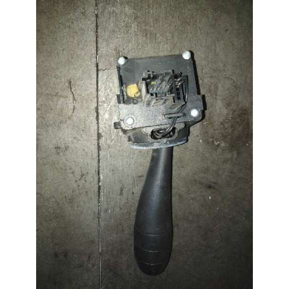 Recambio de mando limpia para mg serie 75 (rj) 2.0 cdt classic referencia OEM IAM 36945B  36945B / XPE100321LNF