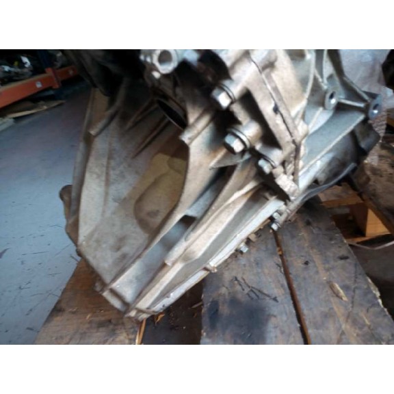 Recambio de caja casco para hyundai ix35 classic 2wd referencia OEM IAM   