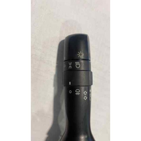 Recambio de mando luces para toyota iq básico referencia OEM IAM 17F653 173832 12611