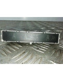 Recambio de display para peugeot 207 confort referencia OEM IAM 9664447680  