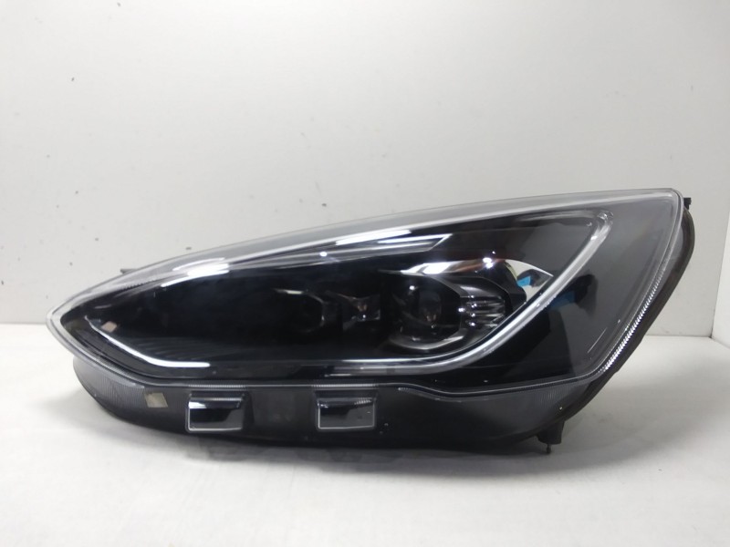 Recambio de faro izquierdo para ford focus iv turnier (hp) 1.5 ecoblue referencia OEM IAM   