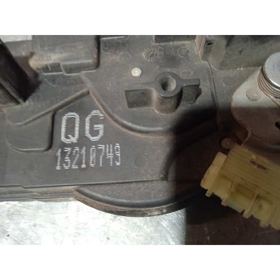 Recambio de cerradura puerta delantera derecha para opel astra gtc cosmo referencia OEM IAM 13210749 4 PINES 