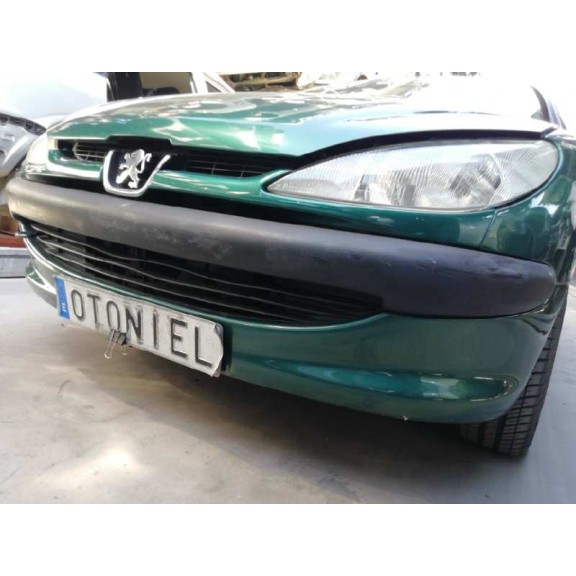 Recambio de paragolpes delantero para peugeot 206 berlina xr referencia OEM IAM  SIN ANTINIEBLA VERDE