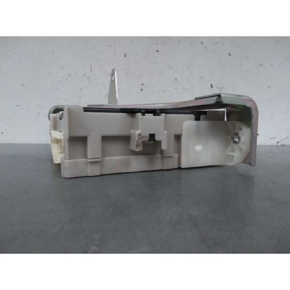 Recambio de caja reles / fusibles para toyota iq básico referencia OEM IAM 8922174080  