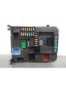 Recambio de caja reles / fusibles para peugeot 208 1.6 blue-hdi fap referencia OEM IAM 9819849680  