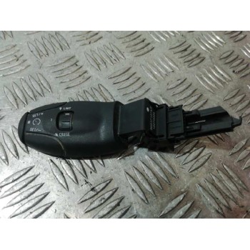 Recambio de mando volante para peugeot 208 gt line referencia OEM IAM 96637157XT  