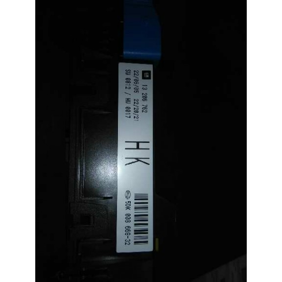 Recambio de caja reles / fusibles para opel astra h berlina 1.6 16v referencia OEM IAM 13206762  