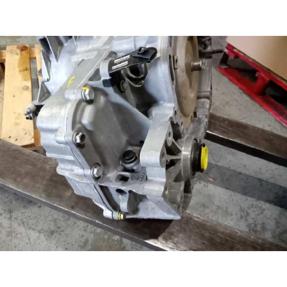 Recambio de caja cambios para opel astra j lim. cosmo referencia OEM IAM 24261351 AUTO B 199.018KM