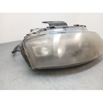 Recambio de faro derecho para audi a3 (8p1) 1.6 referencia OEM IAM 8P0941004K  