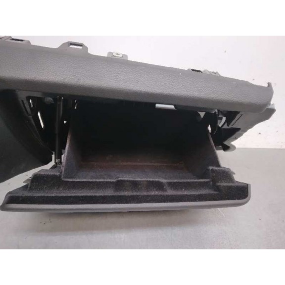 Recambio de guantera para bmw serie 1 coupe (e82) 120d referencia OEM IAM 698268106  