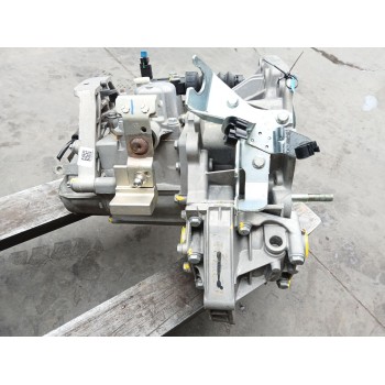 Recambio de caja cambios para fiat 500 lounge referencia OEM IAM 55204040  