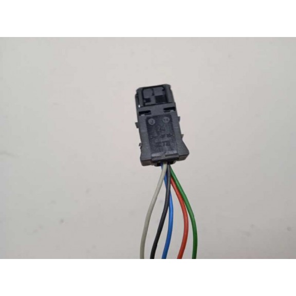 Recambio de retrovisor izquierdo para peugeot 307 cc (s2) básico referencia OEM IAM PP123070 NEGRO NO ABATIBLE 5 CABLES