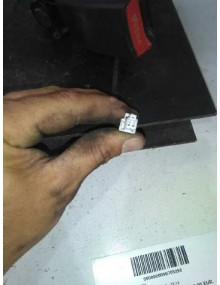 Recambio de enganche cinturon para hyundai i30 (gd) trend referencia OEM IAM 20111201  TRASERO IZQUIERDO 2