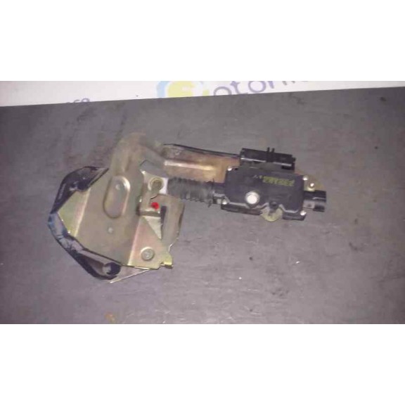 Recambio de cerradura puerta trasera izquierda para peugeot 807 sv referencia OEM IAM   