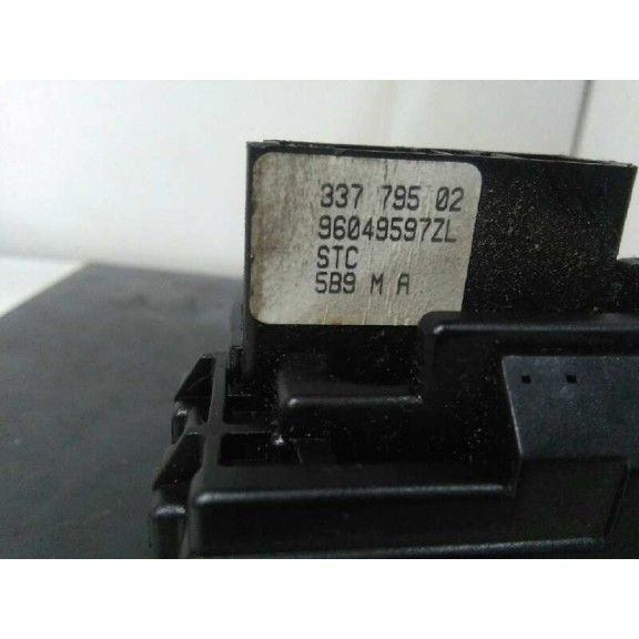 Recambio de mando limpia para peugeot 206 berlina xr referencia OEM IAM 96049579ZL  