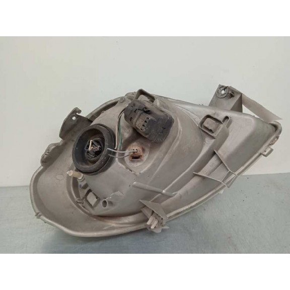 Recambio de faro izquierdo para opel vivaro combi tour edition referencia OEM IAM 91165719 7700311371 PARA PULIR