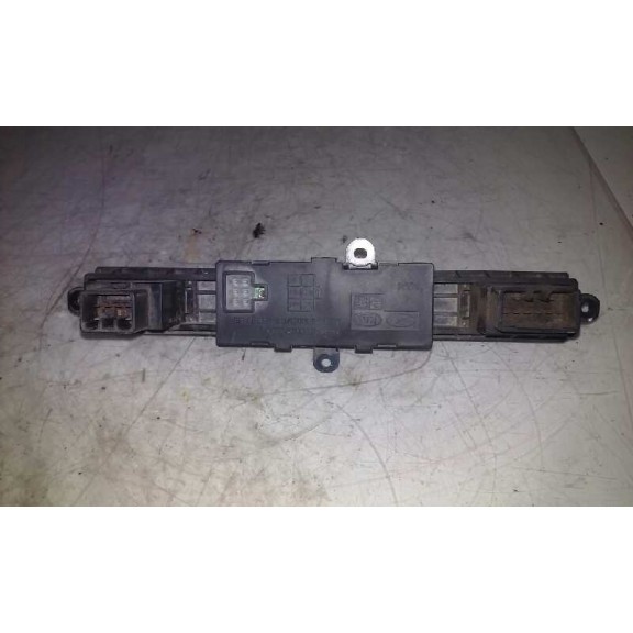 Recambio de display para kia sportage ex referencia OEM IAM 945101F100  