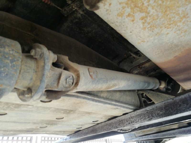 Recambio de transmision central para ssangyong korando 2.9 diesel referencia OEM IAM  TRASERA 