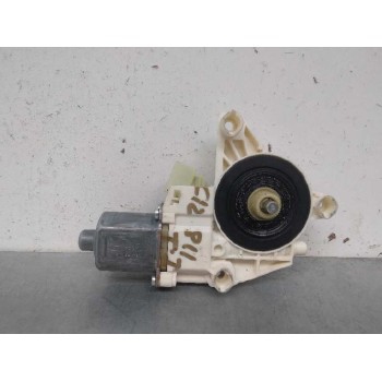 MOTOR ELEVALUNAS TRASERO IZQUIERDO A2048200542 0130822504 5 PINS