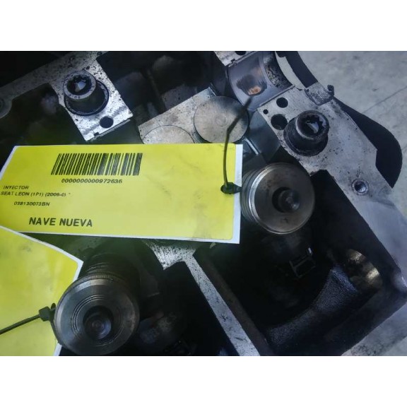 Recambio de inyector para seat leon (1p1) referencia OEM IAM 038130073BN  