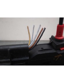 Recambio de cerradura puerta delantera derecha para opel zafira tourer selective referencia OEM IAM  5 CABLES  2