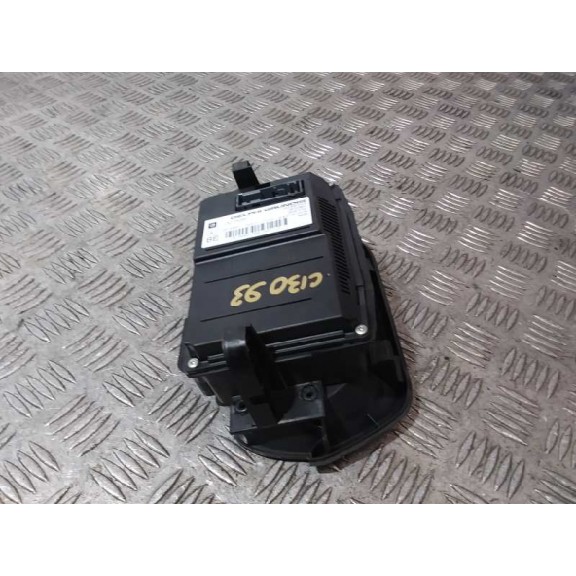 Recambio de display para opel meriva cosmo referencia OEM IAM 13275280  