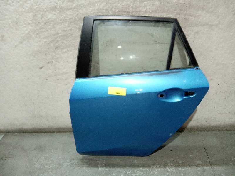 Recambio de puerta trasera izquierda para mazda 3 lim. (bl) 1.6 cd diesel cat referencia OEM IAM   