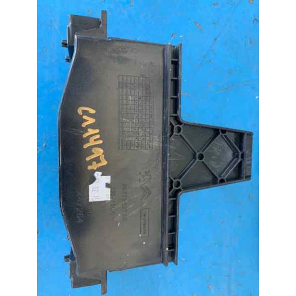 Recambio de moldura para peugeot 308 gti referencia OEM IAM 9677959780 FRONTIS MARCO RADIO