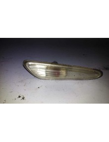 Recambio de piloto lateral derecho para bmw serie 3 berlina (e46) 320d referencia OEM IAM  ALETA BLANCO