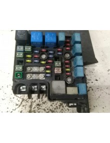 Recambio de caja reles / fusibles para kia cee´d active referencia OEM IAM   