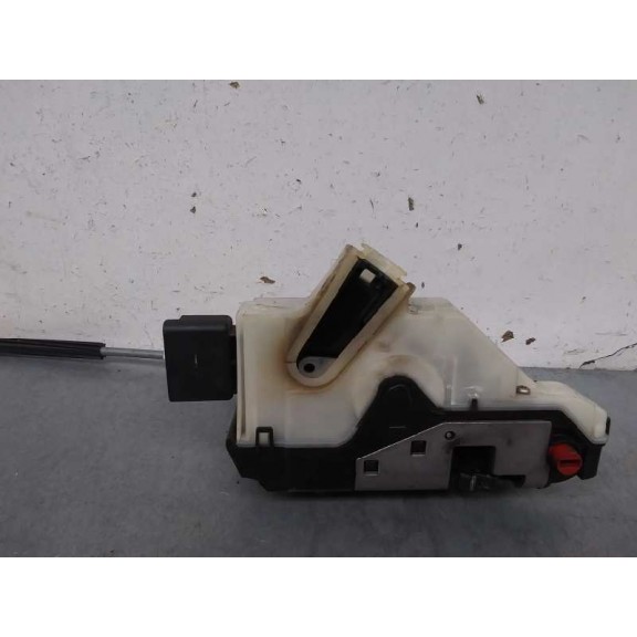 Recambio de cerradura puerta trasera derecha para citroën c4 lim. live edition referencia OEM IAM 9685352080  5 PINS
