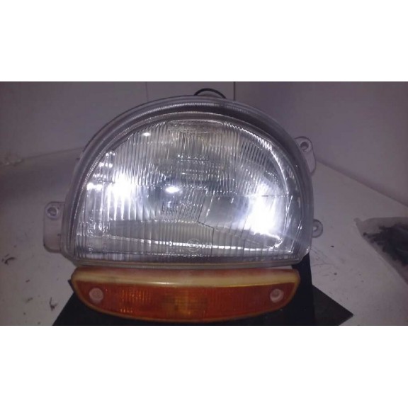 Recambio de faro izquierdo para renault twingo (co6) 1.3 (c063/64) referencia OEM IAM   