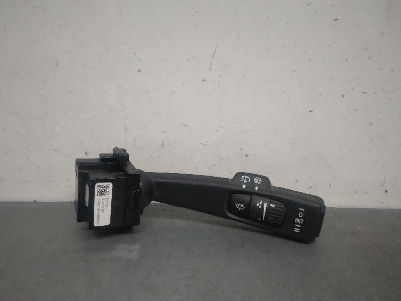 Recambio de mando limpia para volvo v40 inscription referencia OEM IAM 31456042  