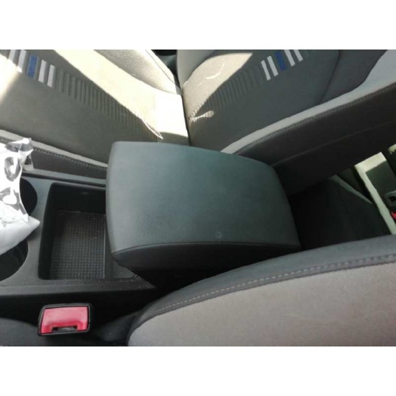 Recambio de apoyabrazos central para seat leon (5f1) style visio edition referencia OEM IAM   