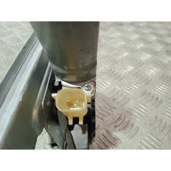 Recambio de elevalunas trasero izquierdo para chevrolet cruze station wagon lt+ referencia OEM IAM 95299687 ELÉCTRICO 