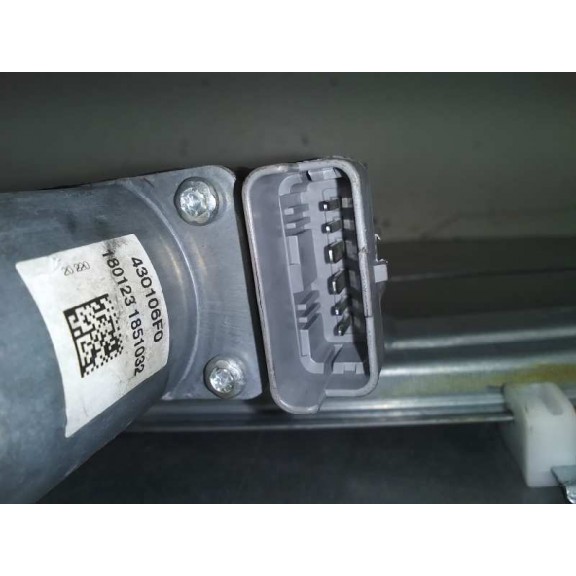 Recambio de elevalunas delantero derecho para citroën c4 lim. live edition referencia OEM IAM 9802531780 402276K 6 PINS