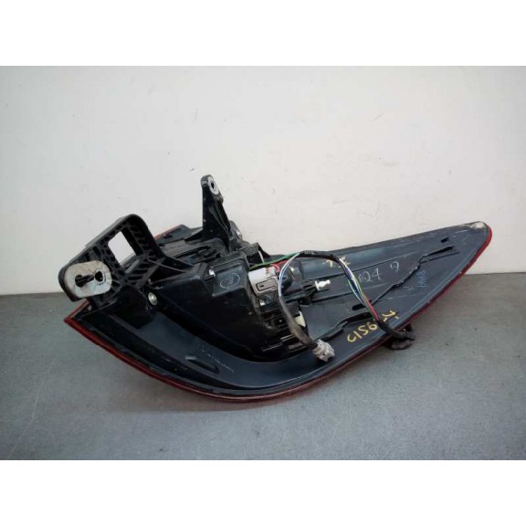 Recambio de piloto trasero izquierdo para subaru outback (b15) executive plus s awd referencia OEM IAM 22060228  