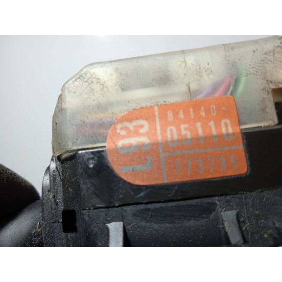 Recambio de mando luces para toyota avensis berlina (t25) 2.0 d-cat referencia OEM IAM 8414005110  