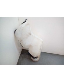 Recambio de deposito limpia para dacia dokker express ambiance referencia OEM IAM 289106925R SIN TAPON  2