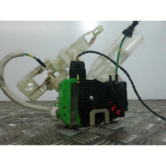 Recambio de cerradura puerta trasera izquierda para hyundai i40 comfort referencia OEM IAM 814103Z000 4 PIN 