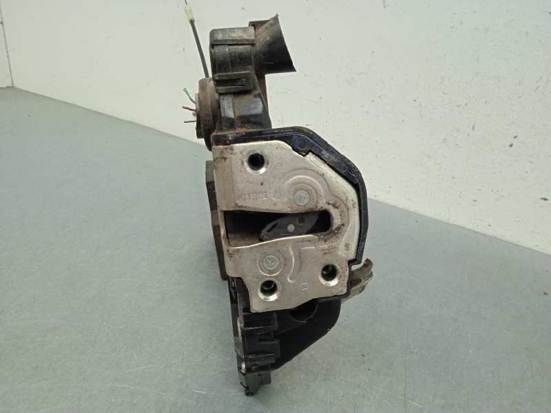 Recambio de cerradura puerta delantera derecha para toyota yaris (ksp9/scp9/nlp9) básico referencia OEM IAM   5 CABLES