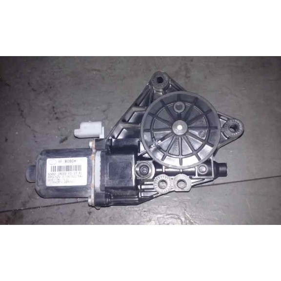 Recambio de motor elevalunas delantero derecho para hyundai i30 classic referencia OEM IAM 824502R000  