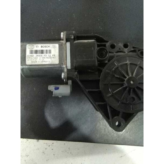 Recambio de motor elevalunas delantero derecho para hyundai i30 classic referencia OEM IAM 0130822843  2 PINS