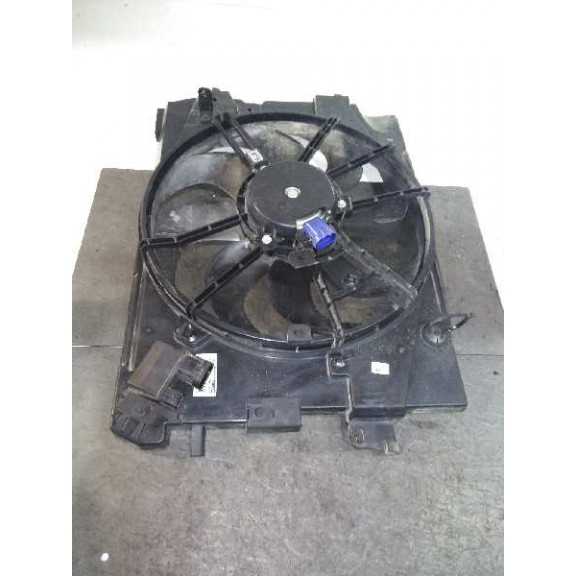 Recambio de electroventilador para renault captur luxe referencia OEM IAM 214818009R  