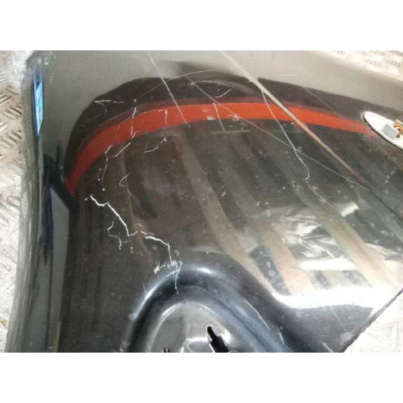 Recambio de aleta delantera derecha para citroën c5 berlina attraction referencia OEM IAM 7841S1 NEGRO 